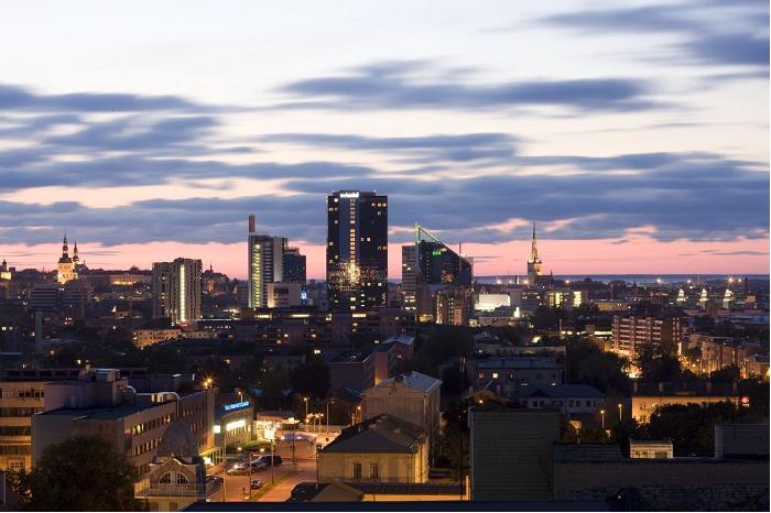 http://www.puhkaeestis.ee/et/multimedia/sihtkohad/linnareisid/tallinn/kaasaegne-tallinn?selected=16980&type=yldine_objekt_pilt Tallinn